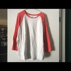 Baseball tee